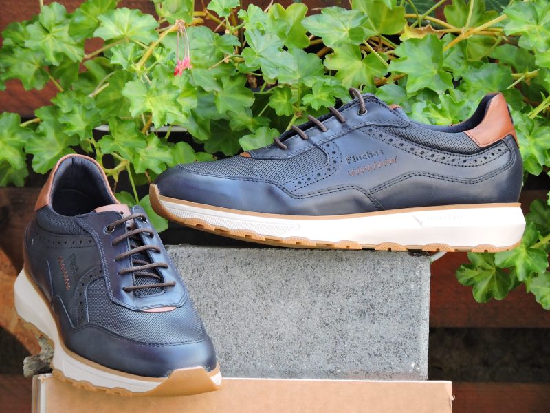 FLUCHOS (2082) Couleur : Bleu