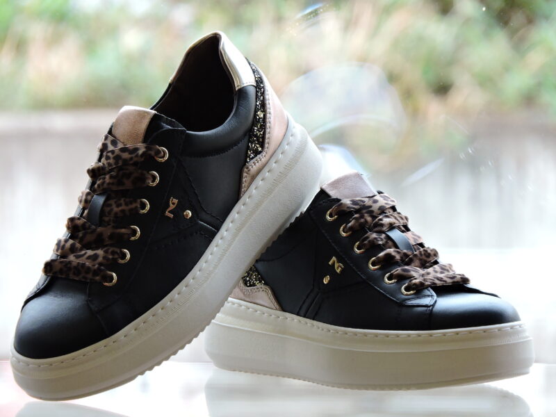 Nero Giardini (514160) Couleur : Noir
