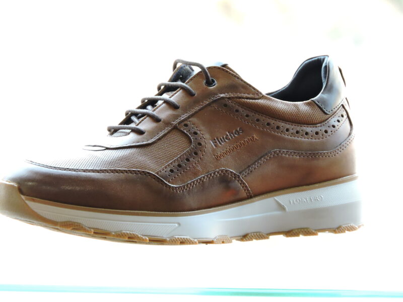 FLUCHOS (2082) Couleur : Marron